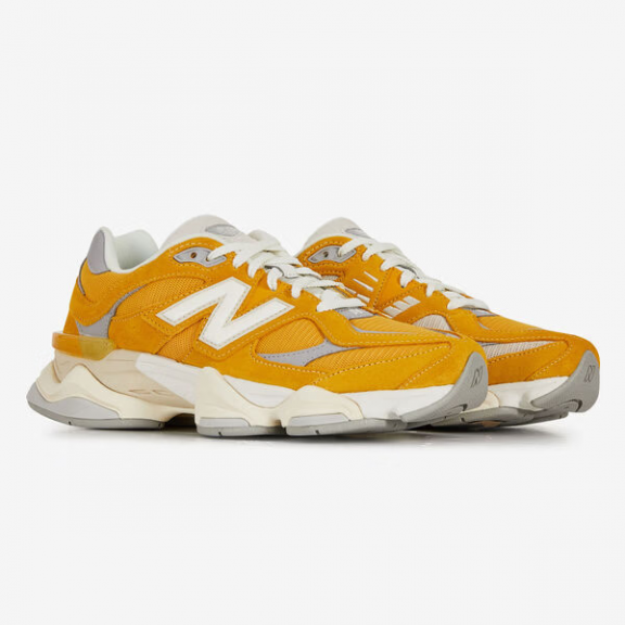 Zapatillas New Balance 9060 Mostaza Hombre C11438